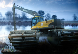 Excavator-Amphibious
