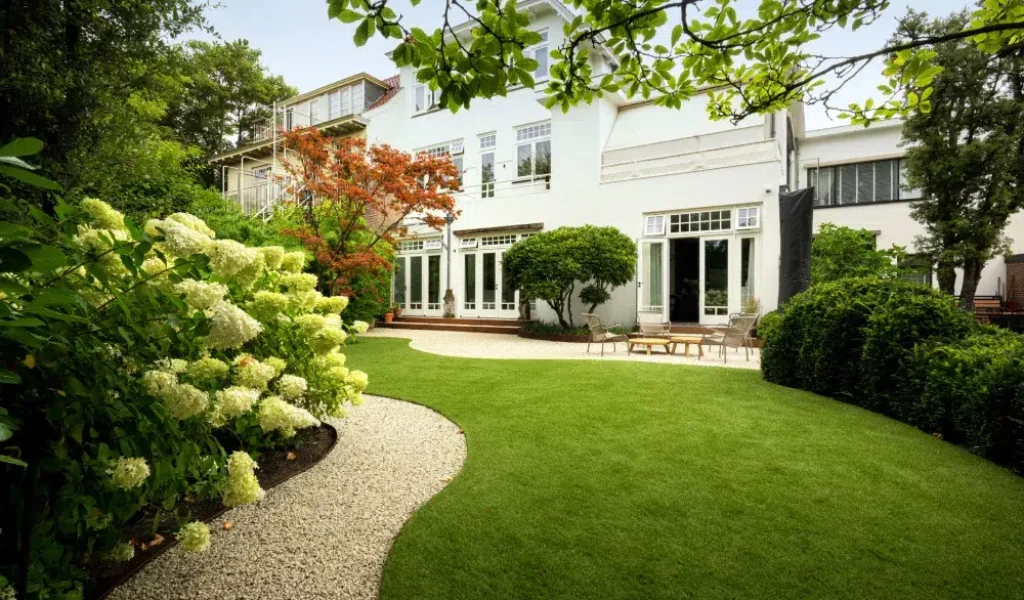 Volwassen bomen en slimme tuinoplossingen in Haarlem 3